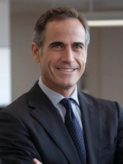 Carlos García Martínez - Abogado de Inmigración en Madrid